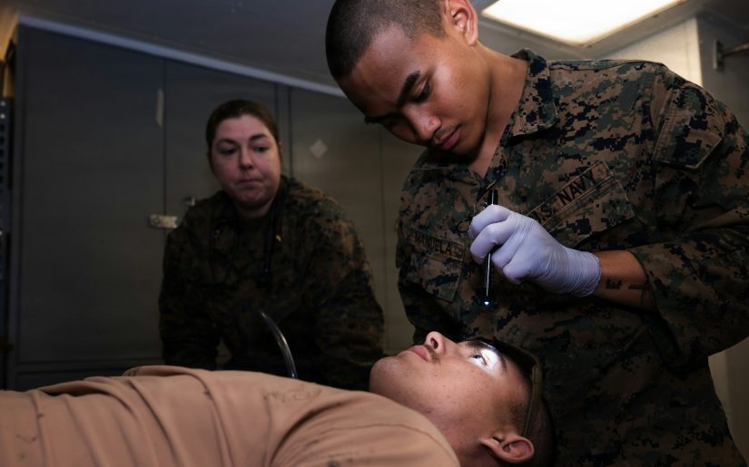 navy-medicine-viOmyXl7dsA-unsplash